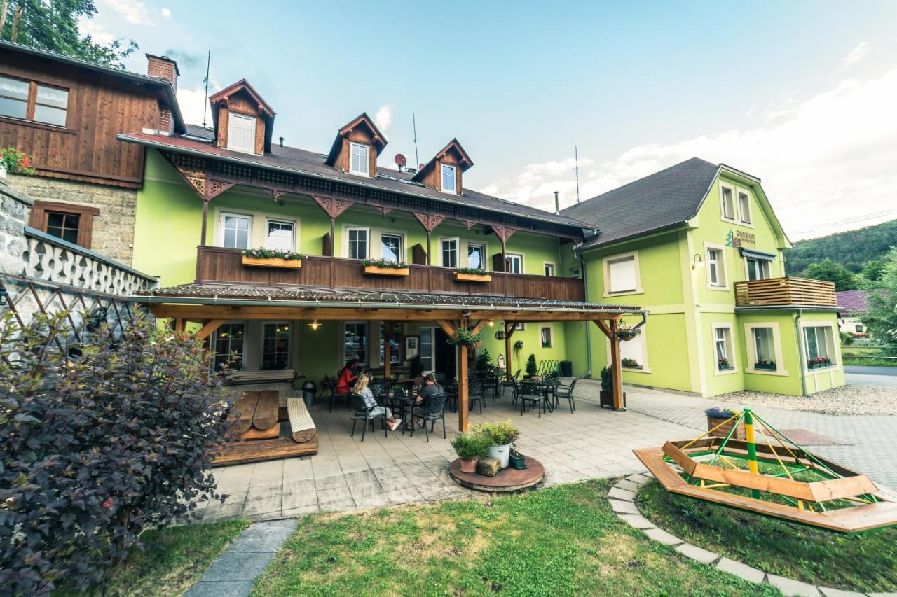 Pension Les Srbska Kamenice Ngoại thất bức ảnh